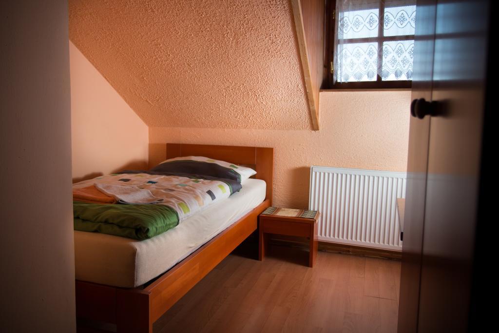 Sestajovicky Pivovar Ubytovani Šestajovice Pokój zdjęcie